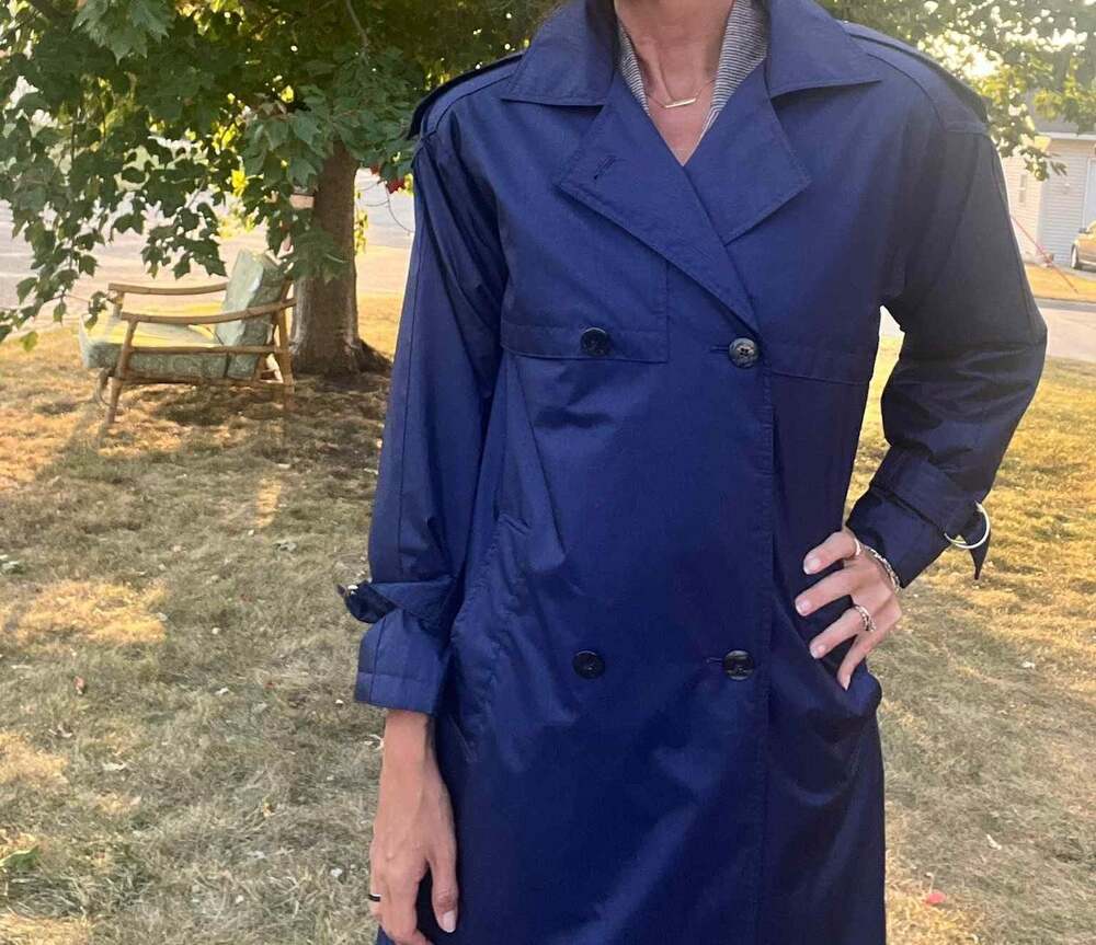 Vintage Beautiful Womens Navy Blue Trench Coat - Worthington